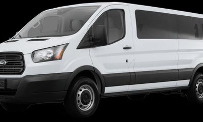 2018 Ford Transit 150 XLT Medium