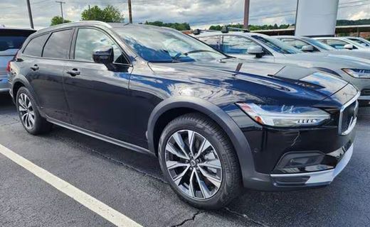 2024 Volvo V90CC Plus