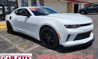 2017 Chevrolet Camaro 1LS 1LT