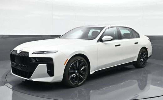 2023 BMW 740I