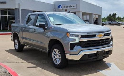 2025 Chevrolet Silverado Trail Boss Custom