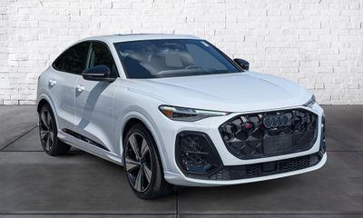 2026 Audi SQ5 Quattro Premium Plus