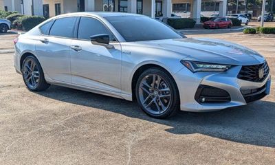 2025 Acura TLX