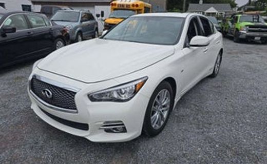 2017 Infiniti Q50 Premium