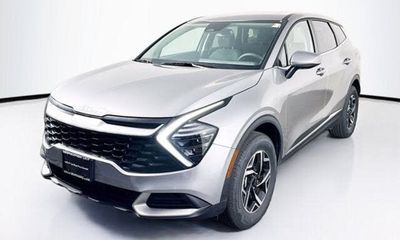 2025 Kia Sportage LX