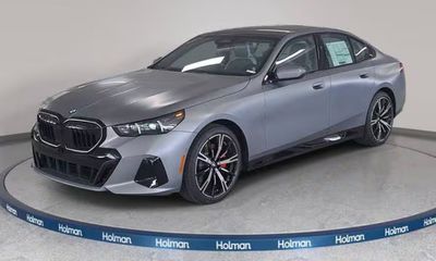 2027 BMW 530I