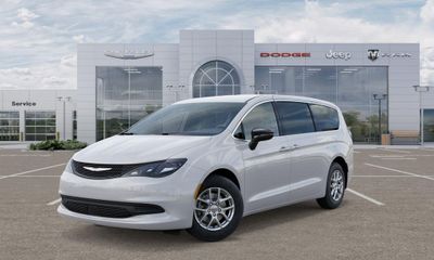 2026 Chrysler Voyager LX