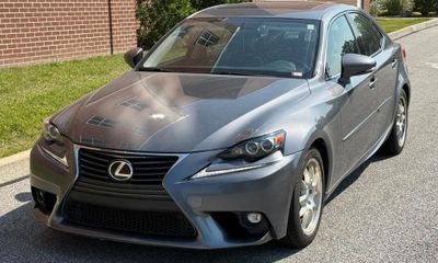 2015 Lexus IS 250