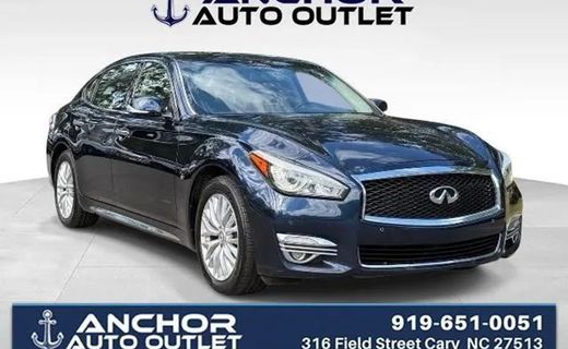 2015 Infiniti Q70L