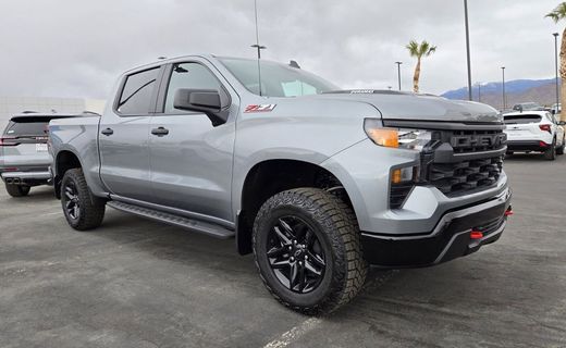 2025 Chevrolet Silverado Trail Boss Custom