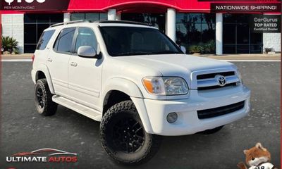 2005 Toyota Sequoia SR5