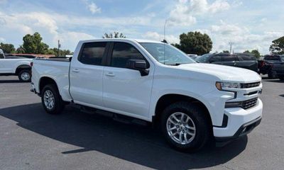 2019 Chevrolet Silverado RST
