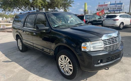 2013 Lincoln Navigator L