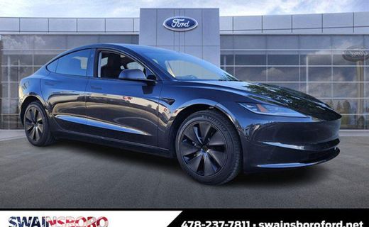 2025 Tesla Model 3 Long Range
