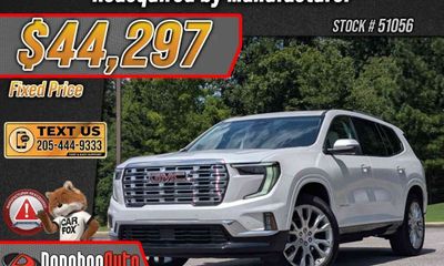 2025 GMC Acadia Denali