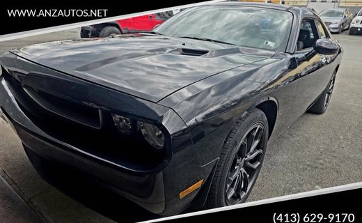 2013 Dodge Challenger Base