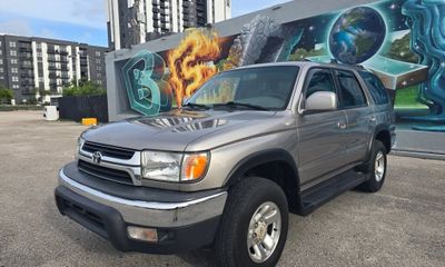 2002 Toyota 4Runner SR5