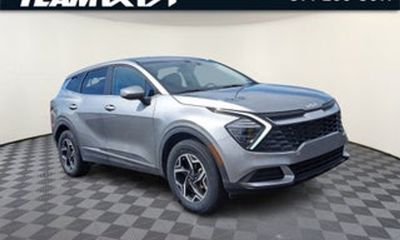 2024 Kia Sportage EX