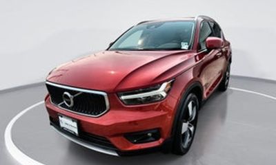 2021 Volvo XC40 Momentum