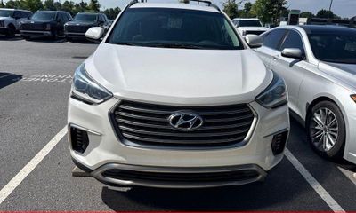 2018 Hyundai Santa FE SE Base