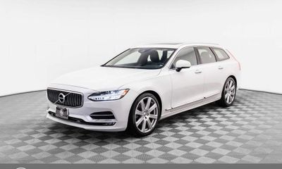 2020 Volvo V90CC Inscription