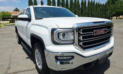 2017 GMC Sierra SLE