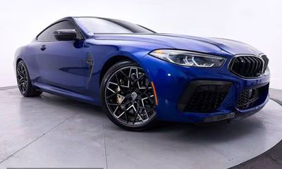 2023 BMW M8 Competition