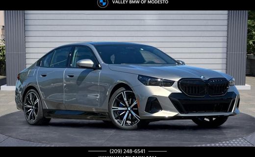 2026 BMW 550e xDrive