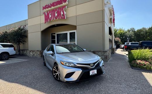 2019 Toyota Camry SE