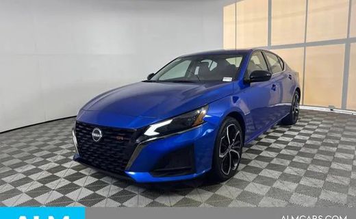 2025 Nissan Altima SR