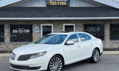 2013 Lincoln MKS Base