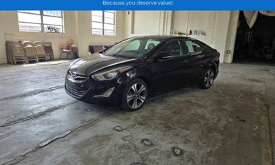 2015 Hyundai Elantra GLS Middle
