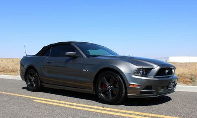 2013 Ford Mustang GT Convertible