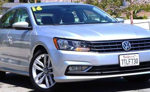 2016 Volkswagen Passat