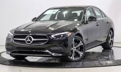 2026 Mercedes-Benz C-Class C300