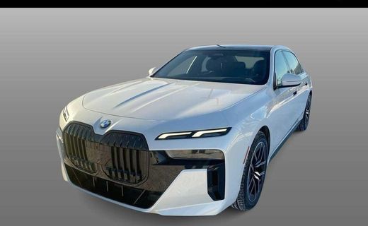 2024 BMW 740i
