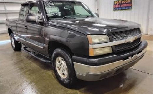 2004 Chevrolet Silverado LS