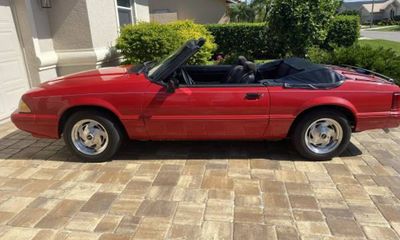 1993 Ford Mustang LX
