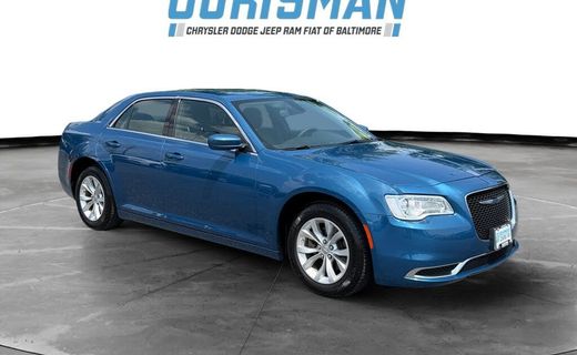 2023 Chrysler 300 Touring