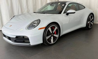 2026 Porsche 911 Carrera S 4S