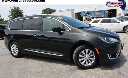 2019 Chrysler Pacifica Touring L