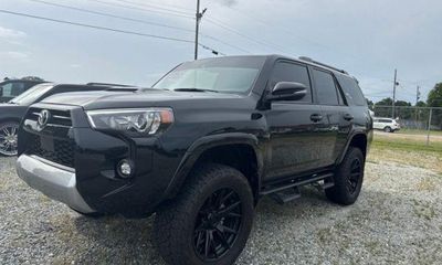 2024 Toyota 4RUNNER TRD Offroad Prem