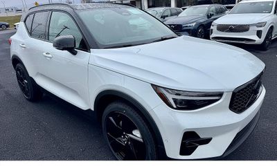 2026 Volvo XC40 Ultra Black Edition