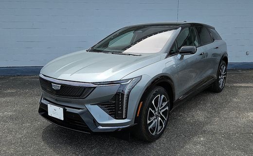 2025 Cadillac Optiq Sport 1