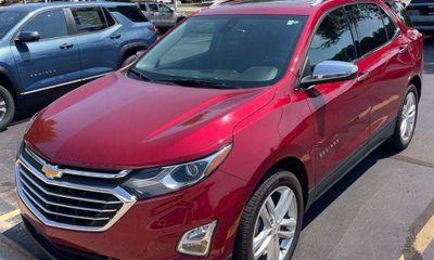 2018 Chevrolet Equinox Premier 1LZ