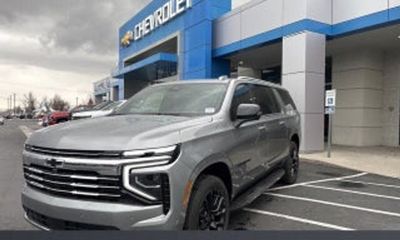 2026 Chevrolet Suburban LT