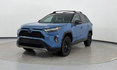 2023 Toyota RAV4 XSE