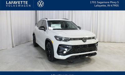 2026 Volkswagen Tiguan SE Black
