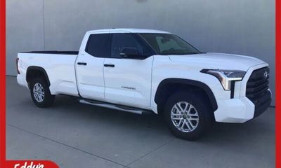 2022 Toyota Tundra SR5