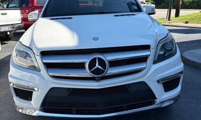 2014 Mercedes-Benz GL-Class GL 550 4MATIC